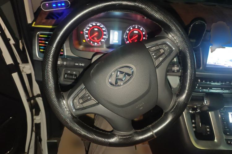 Used SAIC MAXUS RG10 