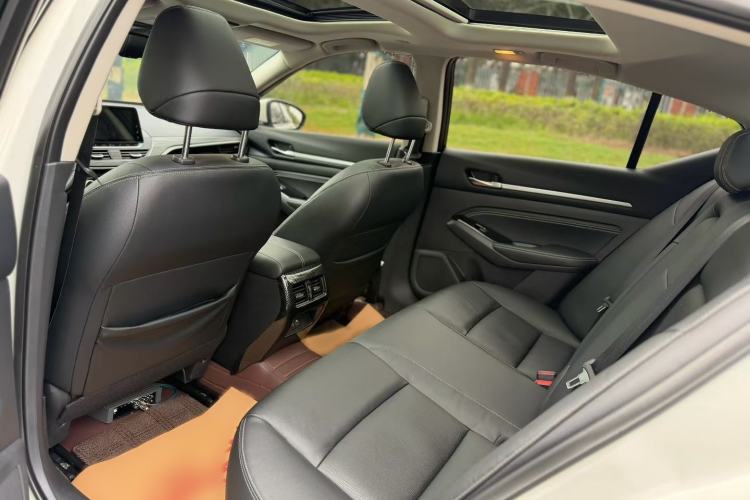 Used Nissan Teana 2021 2.0T XL Upper AD1 Smart Navigation Edition
