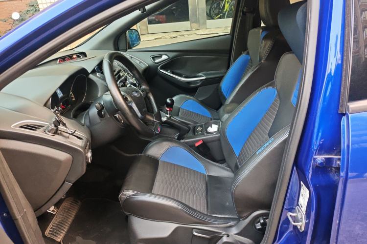 Used Ford Focus 2013 2.0T ST Standard Edition