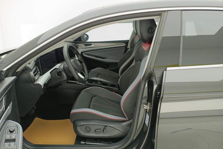 Used Volkswagen Lamando 2023 Lavida L 280TSI DSG Cool & Spicy Edition
