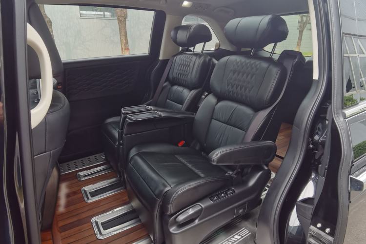 Used Honda Elysion 2022 2.0L eHEV Luxury First Edition