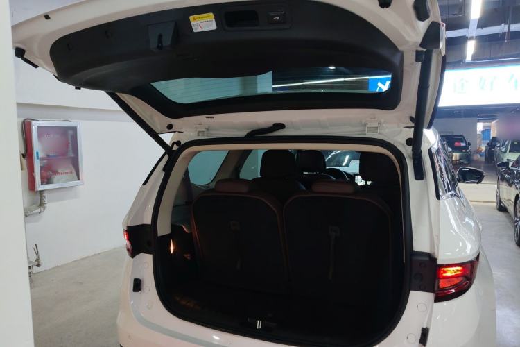 Used Geely Auto Jiajie New Energy 2022 1.5TD PHEV Platinum Comfort Edition Trunk