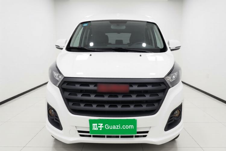 Used Jinbei Gold Hiace 2021 2.0L Passenger Van Travel Lion 7-Seater Exterior 1