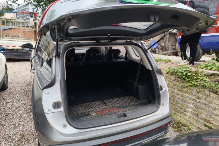 Used Baojun 530 2019 1.5T CVT Luxury Model 7 Seats China V Emission Standard