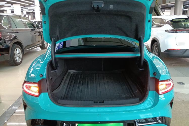 Used Xiaomi Auto SU7 2024 Rear-Drive Long-Range Intelligent Driving Version