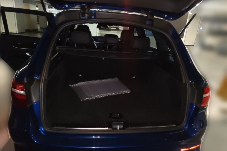 Used Mercedes-Benz GLC 2017 GLC 260 4MATIC Luxury Model
