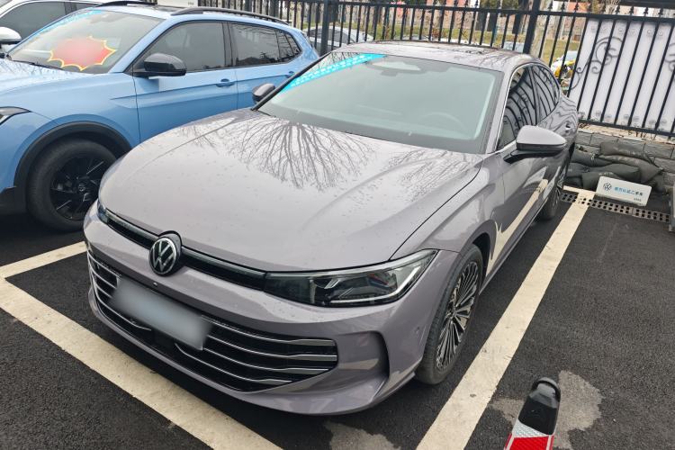 Used Volkswagen Passat 2025 Pro 380TSI Dragon Supreme Edition