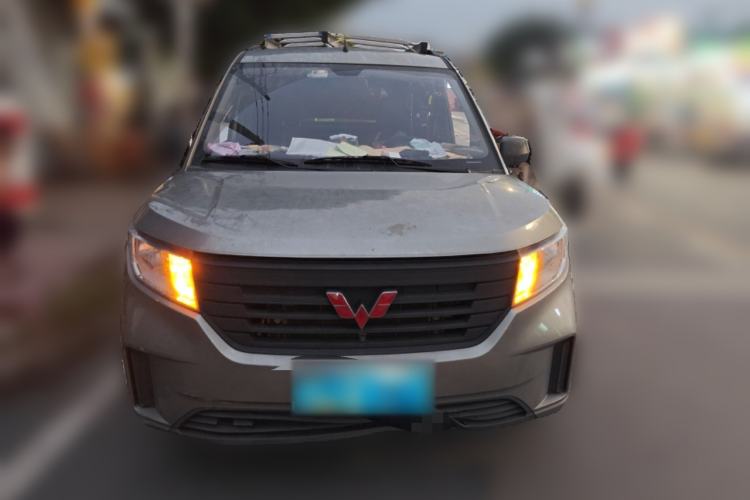 Used Wuling Hongguang PLUS 2020 1.5L Manual Standard Edition 5 Seats