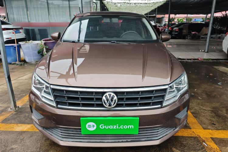 Used Volkswagen Jetta 2017 1.4L Manual Fashion Edition
