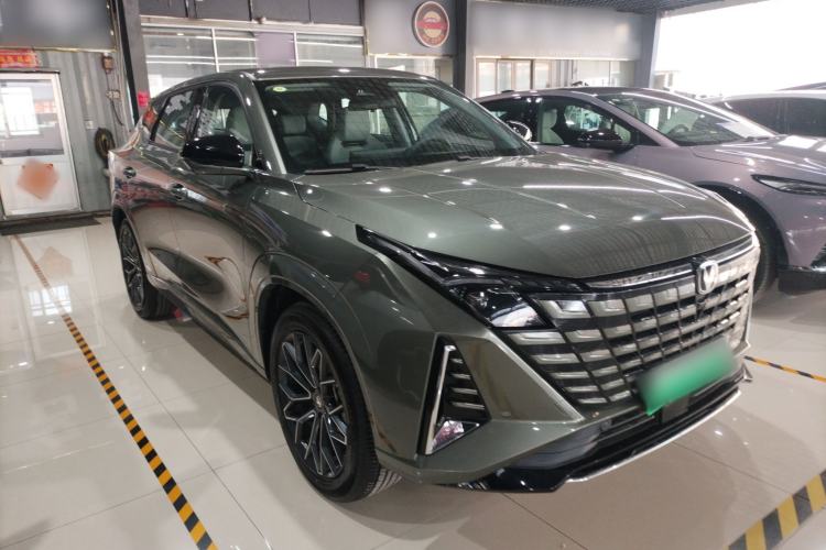 Used CHANGAN UNI-Z New Energy 2024 Blue Whale Smart Electric iDD 125km Excellence Model Exterior 2