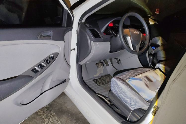 Used Hyundai Verna (older generation) 2014 1.4L Automatic Smart GLS
