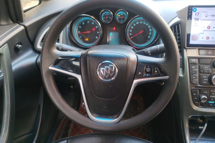 Used Buick GT 2012 GT 1.8L Automatic Fashionable Leather Edition
