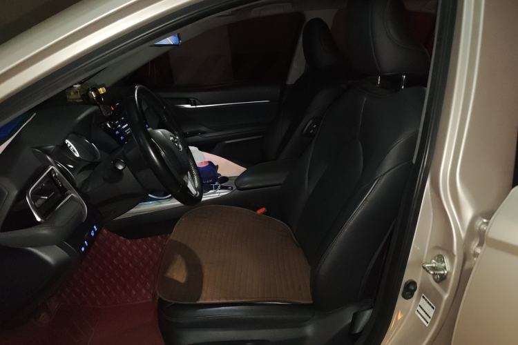 Used Toyota Camry 2019 Dual-Engine 2.5 HG Luxury Edition China VI Standard Left Front Seat