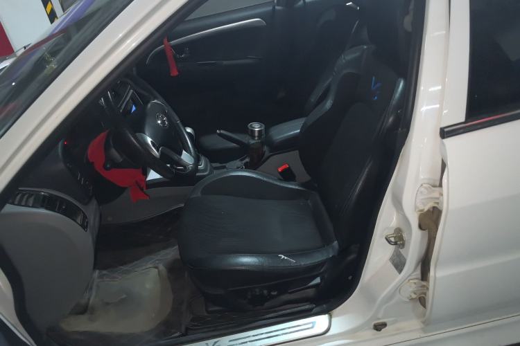 Used Soueast V3 Lingyue 2015 1.5L Manual Style Edition
