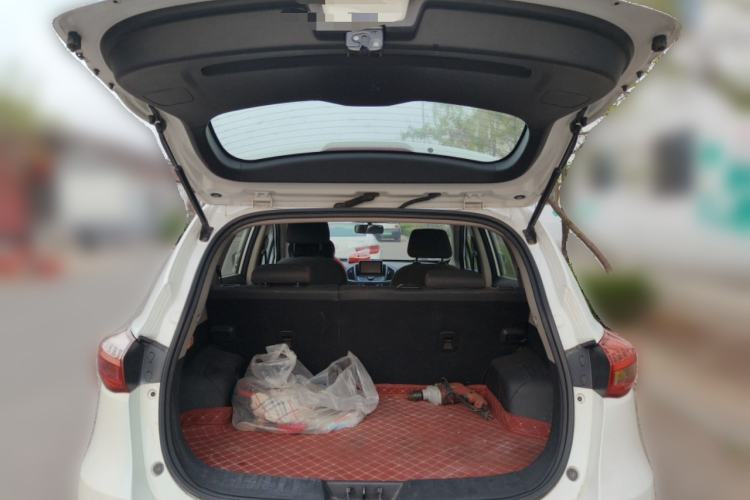 Used Dongfeng Aeolus AX5 2017 1.4T Automatic Qushang Model Trunk