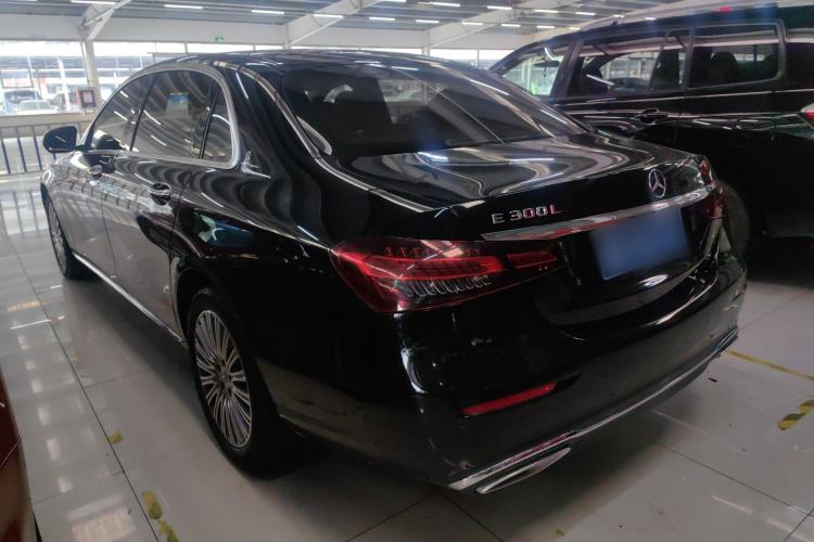 Used Mercedes-Benz E-Class 2023 Updated E 300 L Fashion Edition
