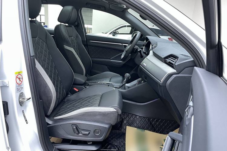 Used Audi Q3 Sportback 2024 40 TFSI Fashion Version
