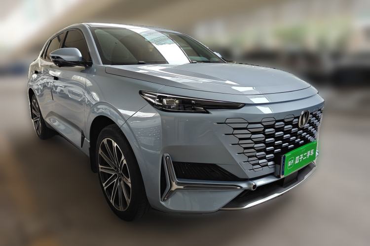 Used CHANGAN UNI-K 2021 2.0T Prestige Edition Front Right 45 Deg