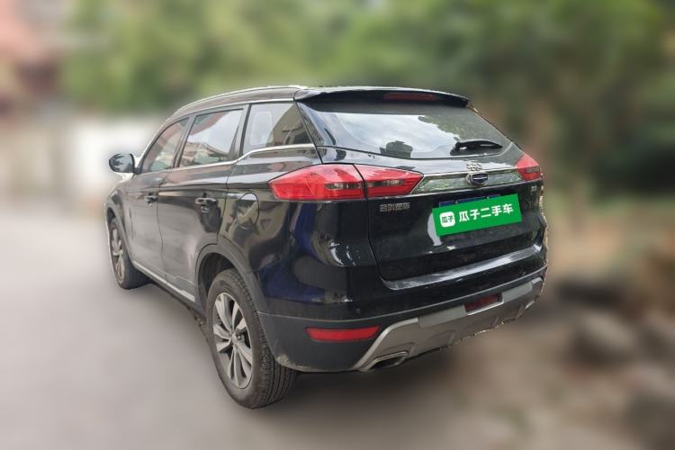 Used Geely Auto Emgrand X7 Sport 2016 2.0L Manual Smart Connect Version
