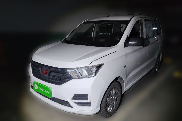 Used Wuling Hongguang 2019 1.5L S Basic Version China VI Standard LAR