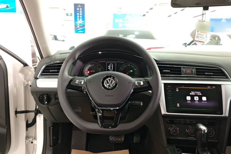 Used Volkswagen Lamando 2021 230TSI DSG Fashion Edition