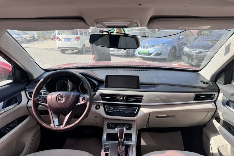 Used Hanteng X5 2018 1.5T CVT Luxury Edition
