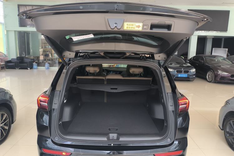 Used Buick Envision 2021 Encore Plus 652T Five-Seat Luxury Model Trunk