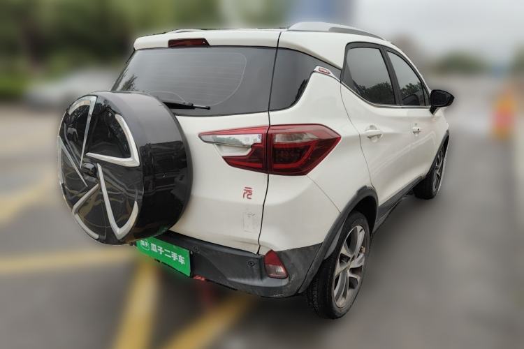 Used BYD Yuan 2017 1.5L Manual with Panoramic Sunroof
