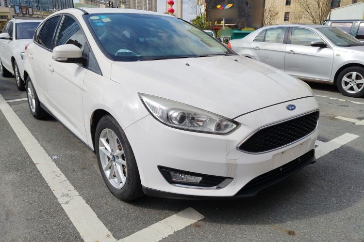 Used Ford Focus 2017 Hatchback 1.6L Automatic Fashion Edition Smart Drive Version
