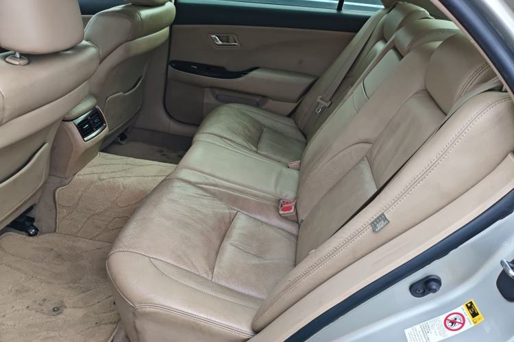 Used Toyota Crown 2010 2.5L Royal Leather Sunroof Edition Left Rear Seat