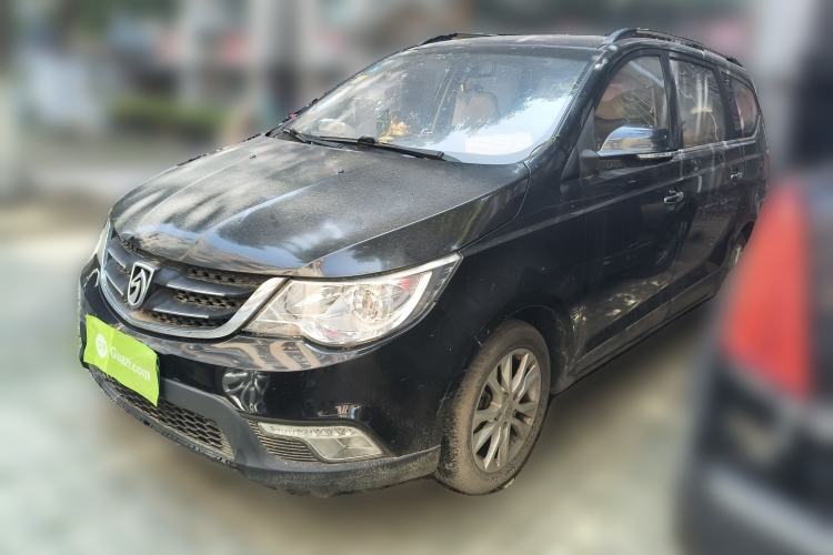 Used Baojun 730 2014 1.5L manual Comfort version 7 seats