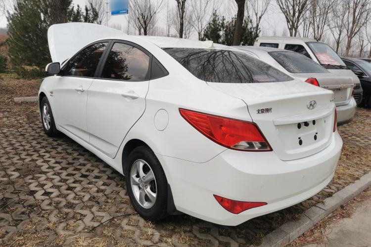 Used Hyundai Verna (older generation) 2014 1.4L Manual Smart GLS Trim