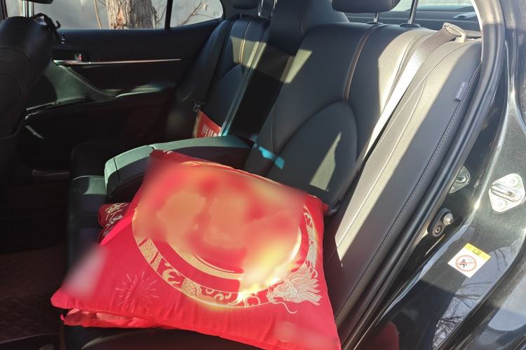 Used Toyota Camry 2018 2.0E Leading Edition