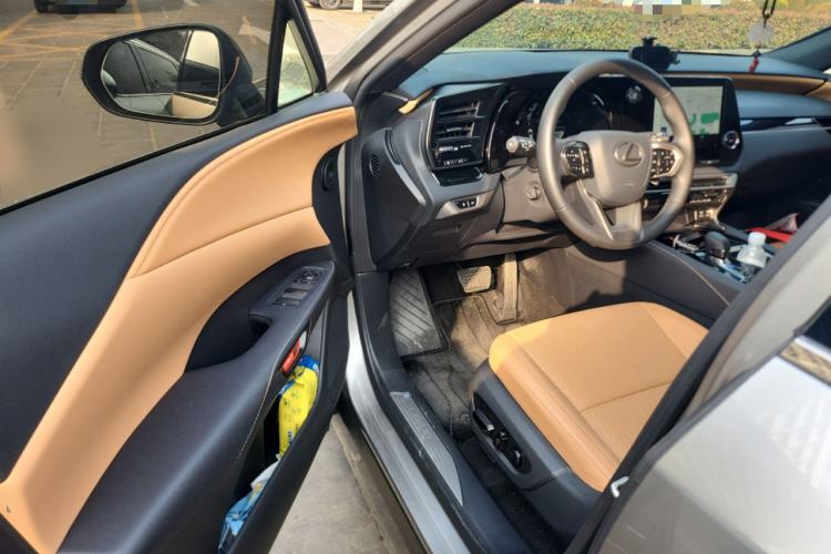 Used Lexus RX 2025 300 Four-Wheel Drive Junxiang Edition Driver Seat