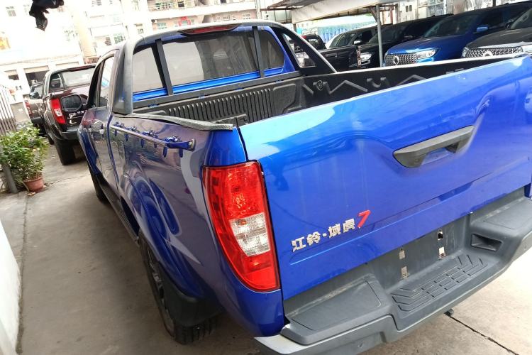 Used JMC Yuhu 7 2022 2.0T Automatic Diesel Two-Wheel Drive Comfort Plus Long Wheelbase