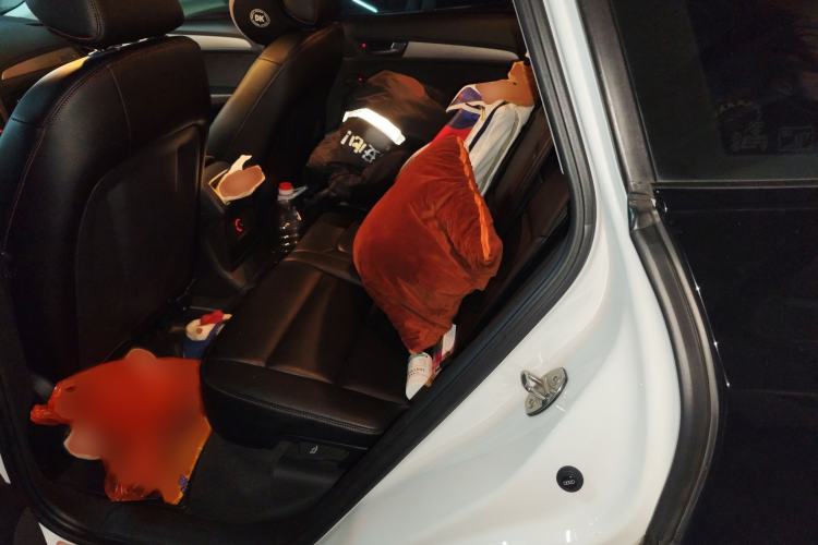 Used Audi Q5 2015 40 TFSI Trendy Edition Interior 4