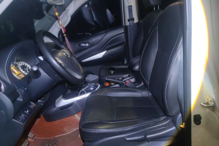 Used Nissan Terra 2020 2.5L XL Upper Automatic Two-Wheel Drive Luxury Edition Left Front Seat