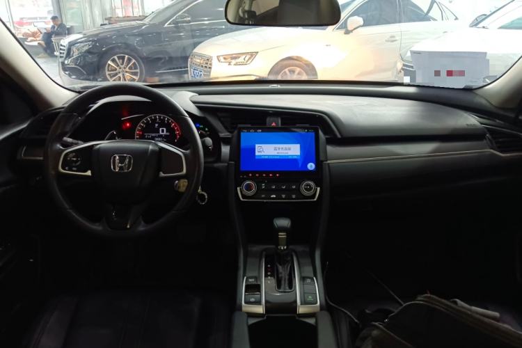 Used Honda Civic 2016 180TURBO CVT Comfort Version Center Console