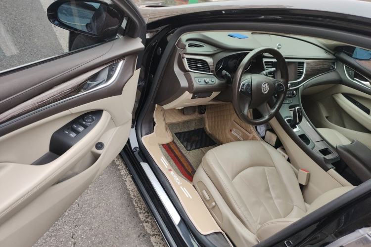 Used Buick LaCrosse 2018 20T Leading Model
