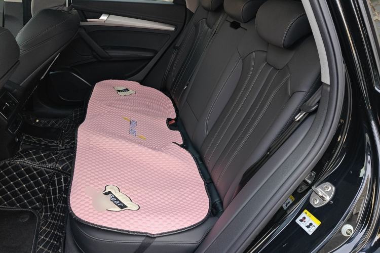 Used Audi Q5L 2022 40T Fashionable and Dynamic Model Left Rear Seat