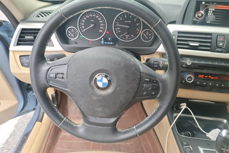 Used BMW 3 Series 2015 320Li Fashion Model
