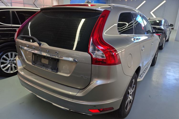 Used Volvo XC60 2014 T5 Zhiyi Edition Rear Right 45 Deg