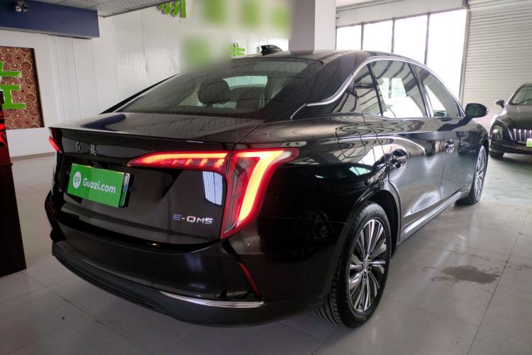Used Hongqi E-QM5 2022 431 km Charge & Enjoy Edition