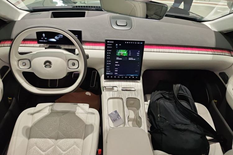 Used Nio ET7 2024 75 kWh Executive Signature Edition Center Console