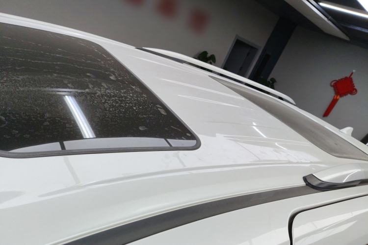 Used Toyota Granvia 2023 2.5L Hybrid Luxury Edition
