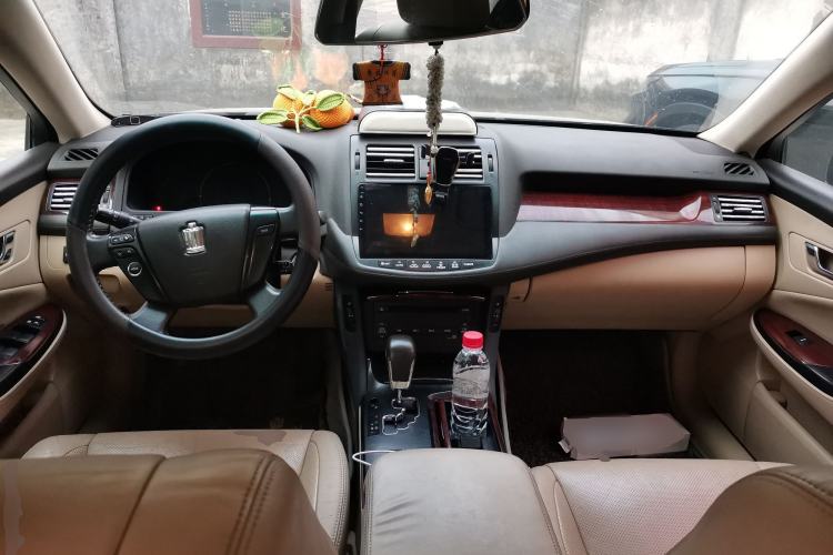 Used Toyota Crown 2011 2.5L Royal Special Edition with Leather and Sunroof