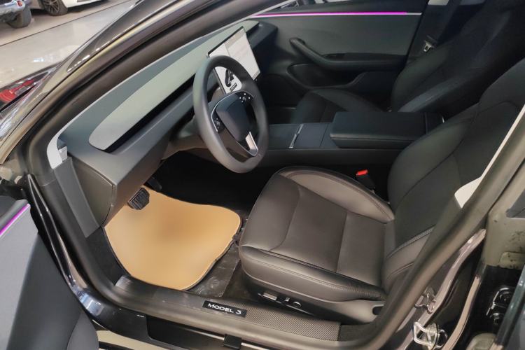 Used Tesla Model 3 2023 Rear-Wheel-Drive Version Left Front Seat