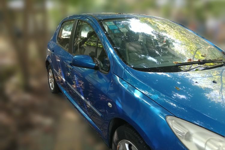 Used Peugeot 307 2012 Hatchback 1.6L Automatic Comfort Edition
