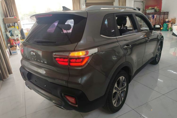 Used Kia Sportage R 2019 2.0L Automatic Smart Luxury Edition Rear Right 45 Deg