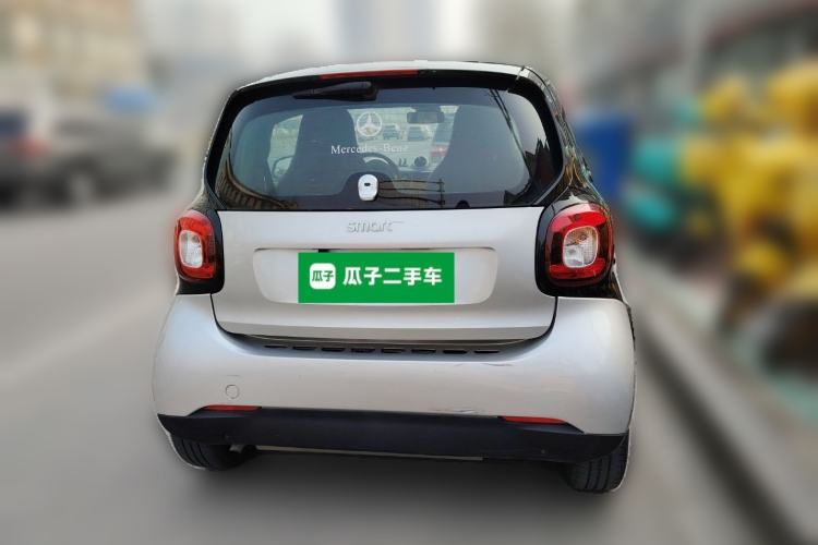 Used smart fortwo 2018 1.0L 52kW Hardtop Dynamic Version China V
